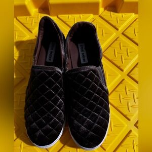 Steve Madden Quilted Black Slip-On Loafers